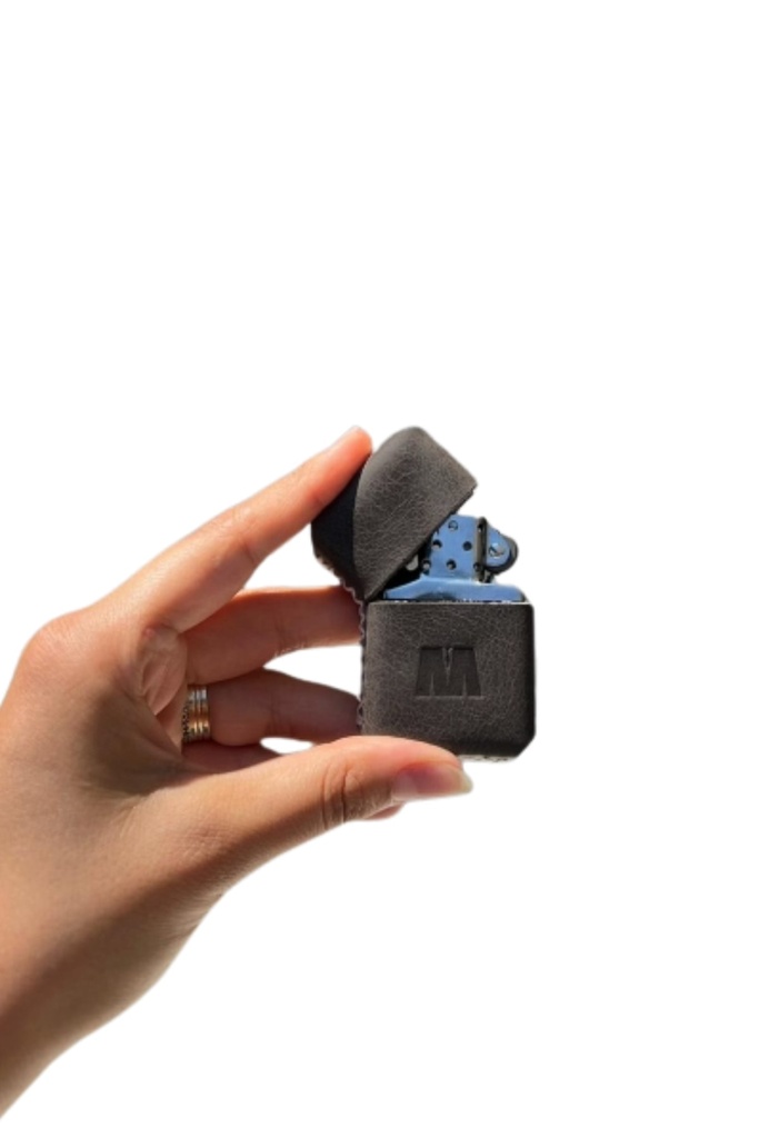 [5685-R31] Deri Kılıflı Zippo Model Çakmak | Çakmak 5685 (Tiguan Antrasit) - Galeri Görseli 2